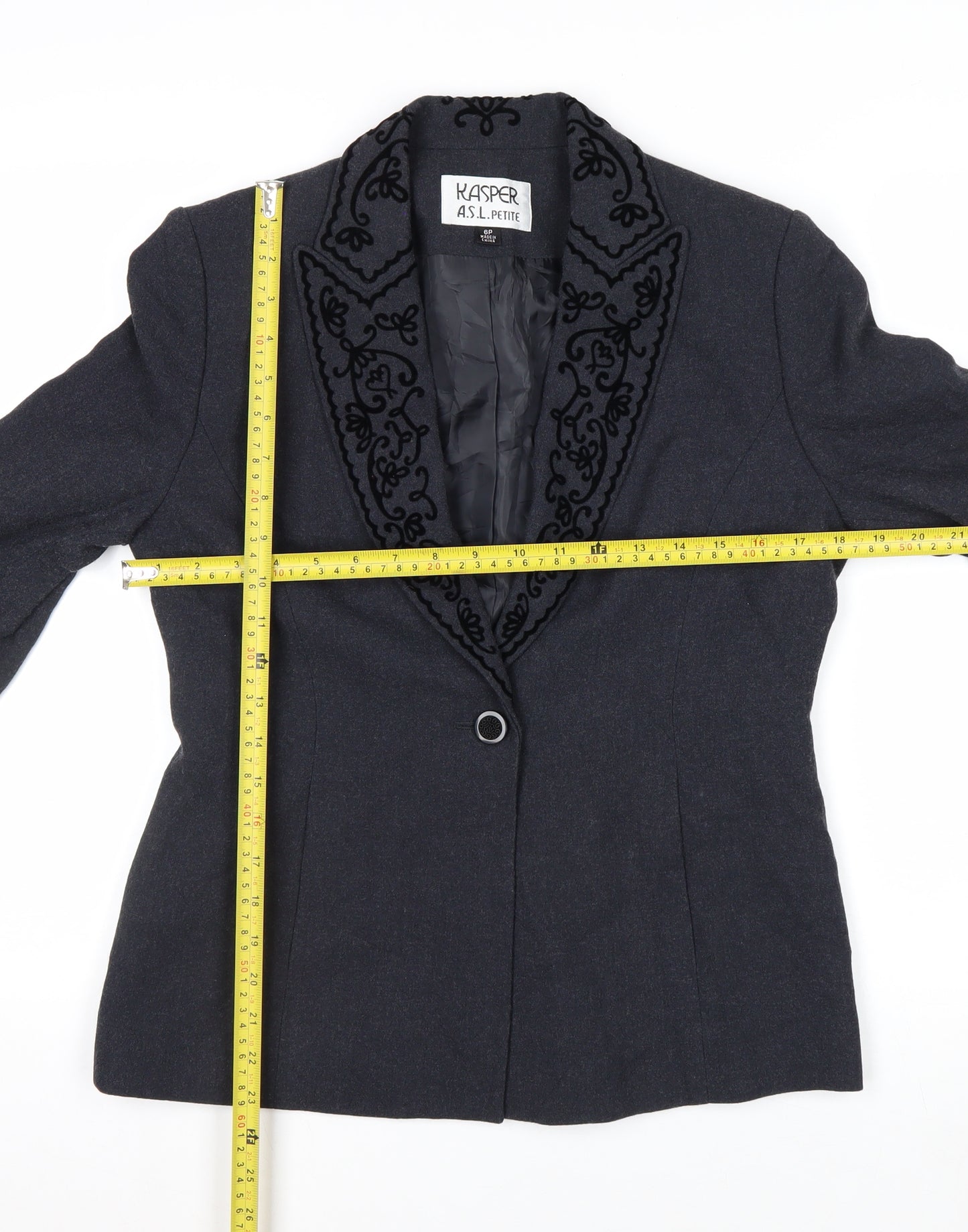 Kasper ASL Petite Black Embroidered Blazer Women’s Size 10