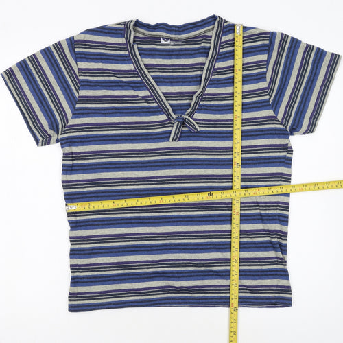 Cedar Wood State Men Blue Striped V-Neck Short Sleeve T-Shirt L