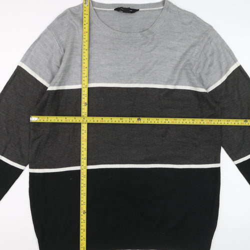 Cedar Wood State Men's Grey XL Striped Acrylic Crew Neck Jumper