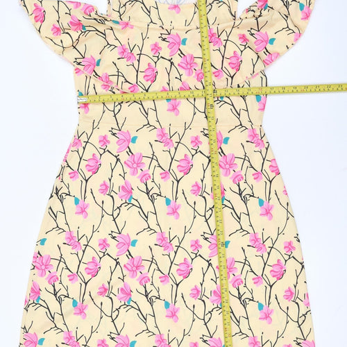Sassafras Women’s Beige Floral Cold Shoulder Shift Dress L