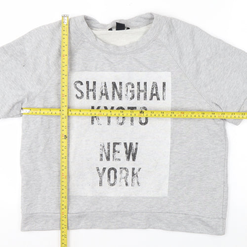 H&M Womens Grey Short Sleeve Pullover Sweatshirt Size 12 Graphic Print