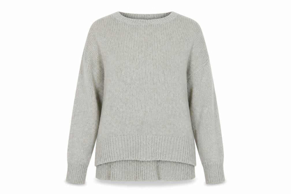 Front view of New Look Women Grey Knit Acrylic Crew Neck jumper, size M