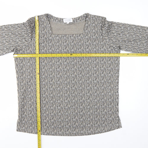 Country Collection Women's Beige Geometric Tunic Top M Long Sleeve Stretch