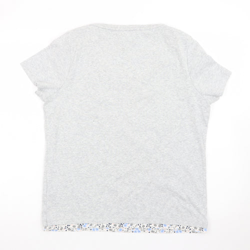 Maine New England Women's Grey V-Neck Cotton T-Shirt Size 18