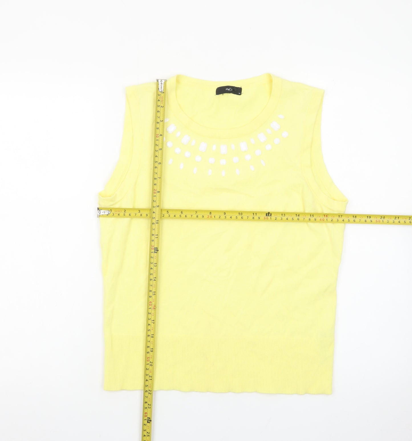 M&Co Women's Yellow Sleeveless Beaded Knit Tank Top Size 14
