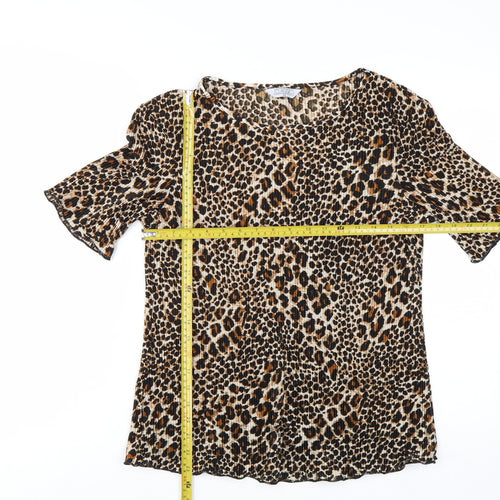 Classic Women's Leopard Print Short Sleeve Blouse Size 12 Polyester
