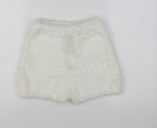 Miss Selfridge Women’s White Fluffy Knit Sweat Shorts Size S