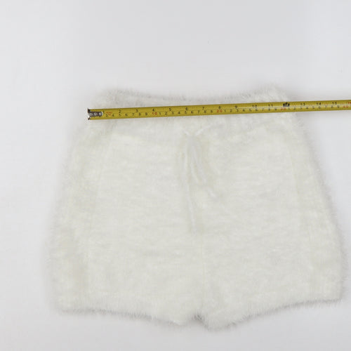 Miss Selfridge Women’s White Fluffy Knit Sweat Shorts Size S