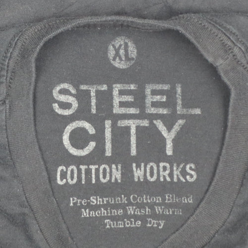 Steel City Cotton Works Men's Black XL Batman Gotham City Graphic T-Shirt