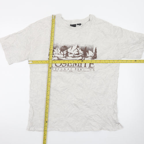 ASOS Design Men's Beige Yosemite Graphic Cotton Crew Neck T-Shirt L