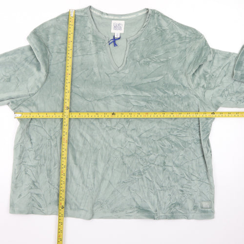 Bath & Body Works Women Green Velour Long Sleeve Nightshirt UK 20