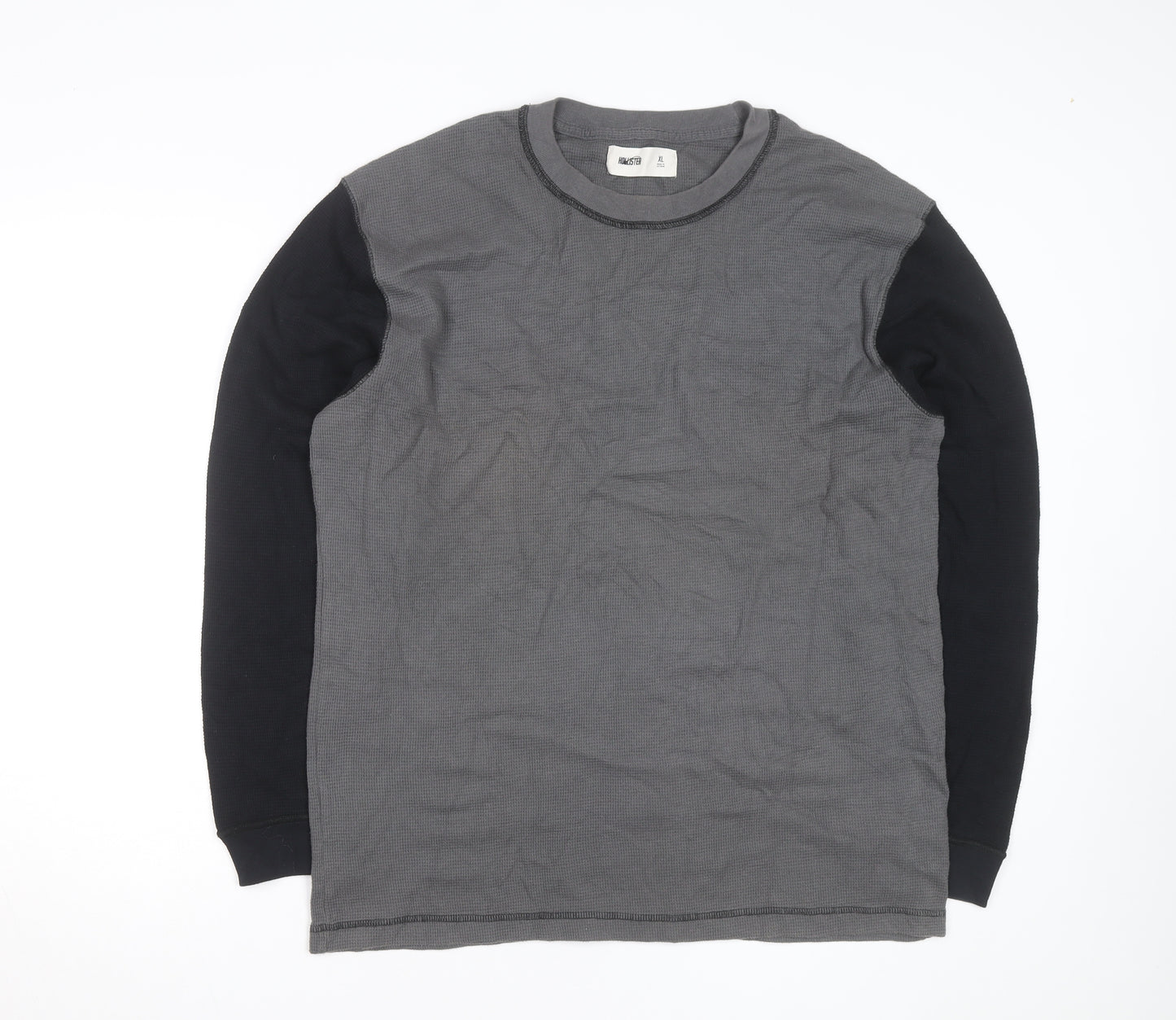 Hollister Men's Grey Waffle-Knit Long Sleeve Pullover Jumper XL