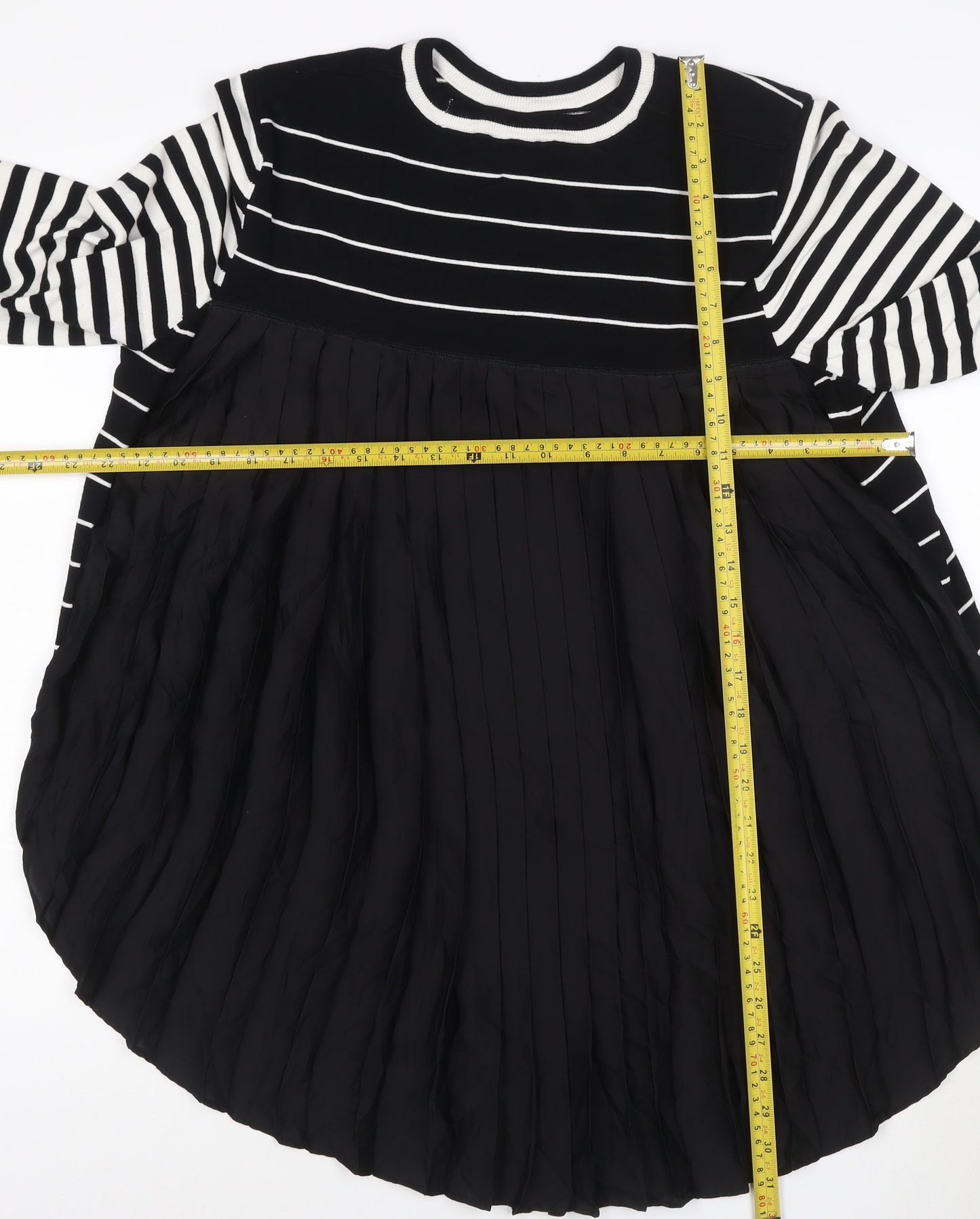 Label Womens Black Striped Pleated Hem Knit Jumper Size L