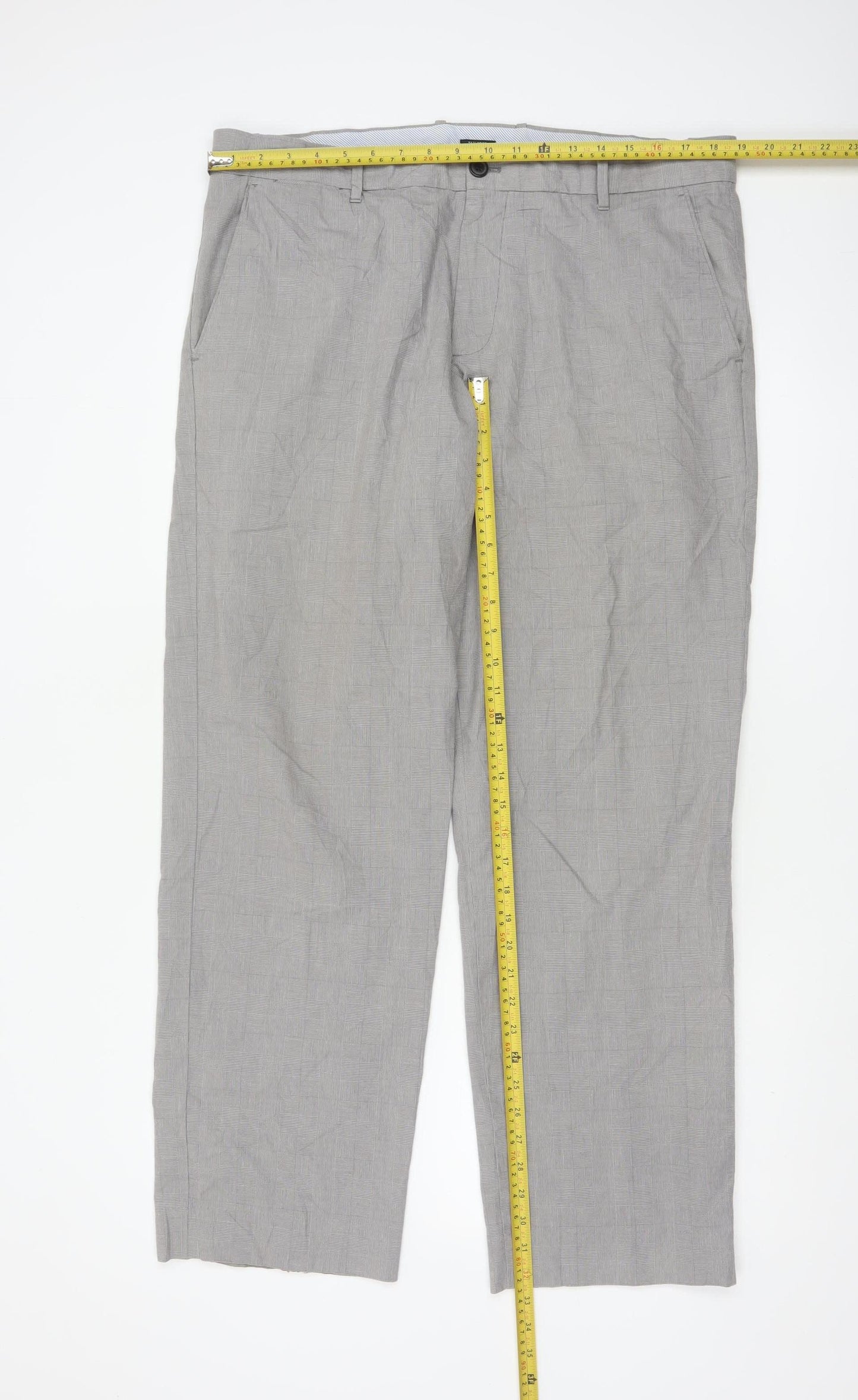 Gap Khakis Men’s Grey Checked Cotton Chino Trousers 36x32