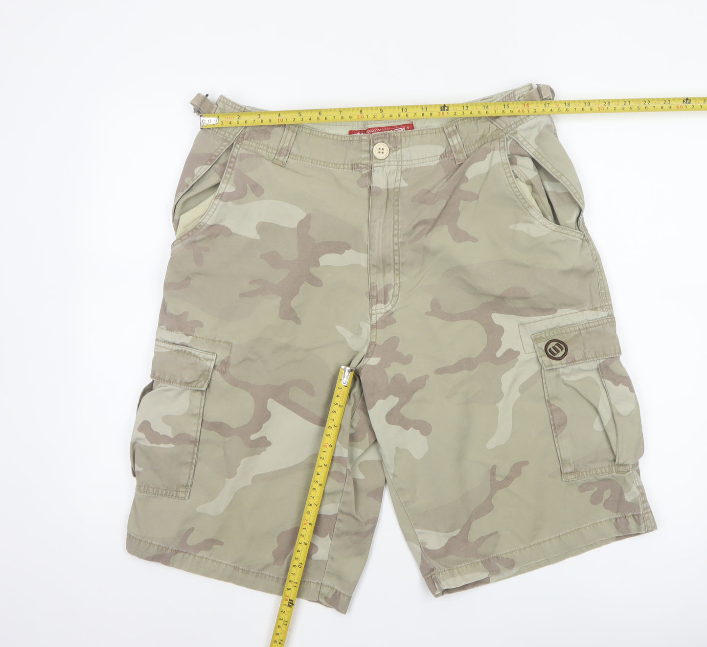 Animal Men's Beige Camouflage Cargo Shorts L Cotton Outdoor