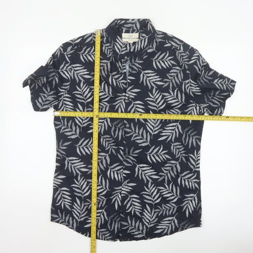 Marks and Spencer Men's Black Leaf Print Cotton Short Sleeve Shirt M