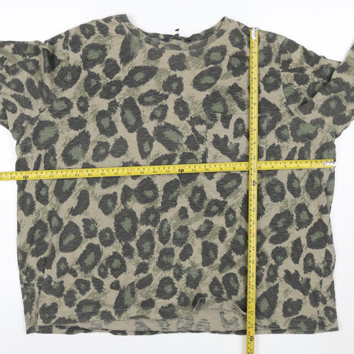 Marks and Spencer Women’s Green Animal Print 3/4 Sleeve Cotton T-Shirt Size 22