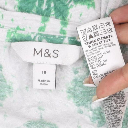 Marks and Spencer Women’s Green Geometric V-Neck Jersey T-Shirt Size 18