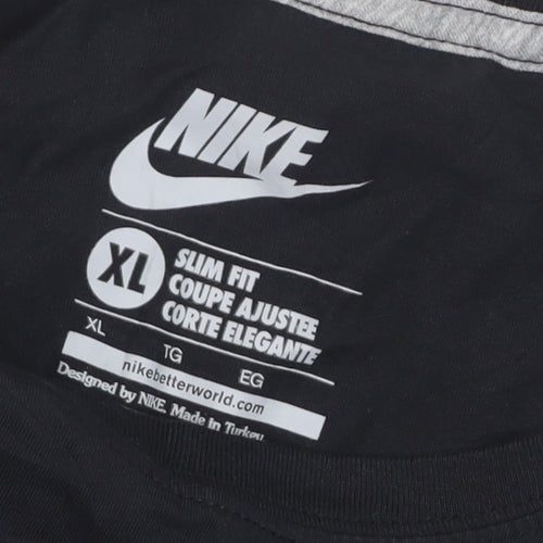 Nike Women's Black XL Slim Fit Cotton T-Shirt