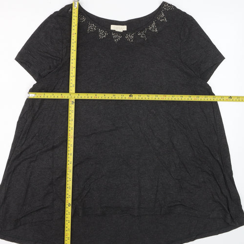 Celuu Women's Black Beaded Crew Neck Short Sleeve Jersey Top Size 16