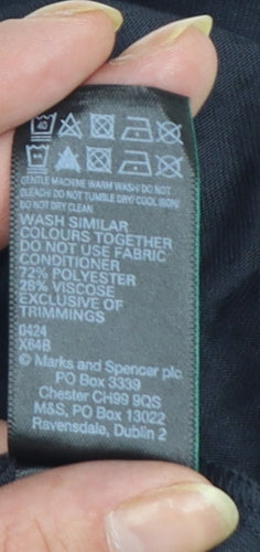 Marks and Spencer Women’s Black Long Sleeve Scoop Neck T-Shirt Size 16