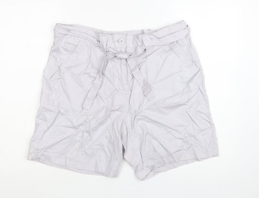 M&Co Women Silver Cotton Chino Shorts Size 16 Belted Casual