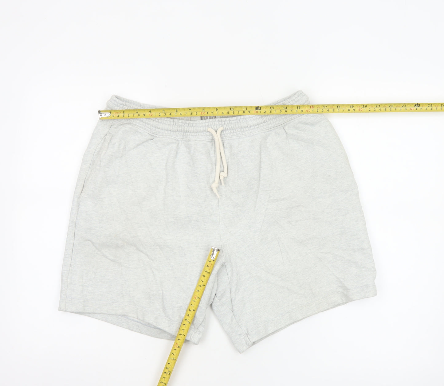 GAP Men’s Grey Sweat Shorts M Cotton Drawstring Casual