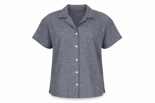 Front view of Lands' End Women's Blue Cotton Chambray Button-Up Shirt S