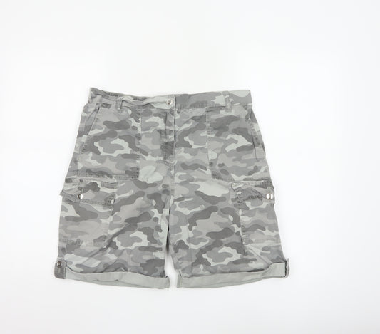 Marks and Spencer Women’s Grey Camouflage Cargo Shorts Size 14