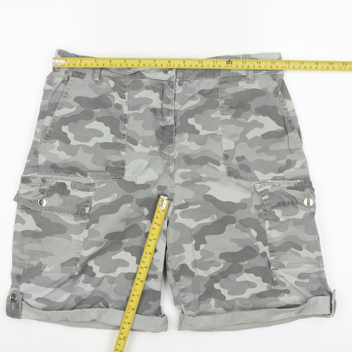 Marks and Spencer Women’s Grey Camouflage Cargo Shorts Size 14