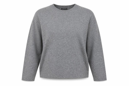 Front view of Stradivarius Women’s Grey Cotton Blend Crew Neck Jumper, size L