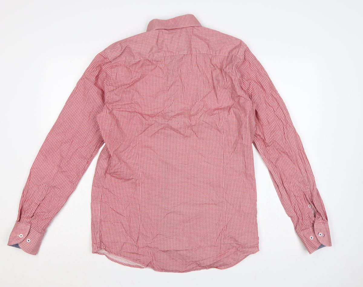 Close-up detail of Mauro Puccini Men’s Pink Geometric Print Button-Down Shirt M