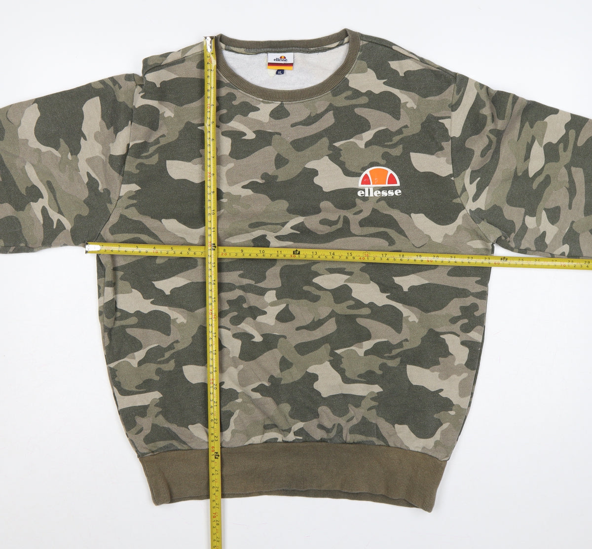 Ellesse Men’s Green Camo XL Crew Neck Logo Pullover Sweatshirt