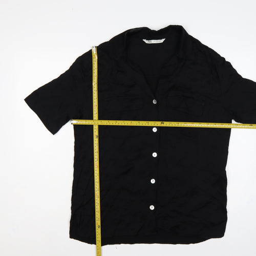 Zara Women Black L Viscose Short Sleeve Collared Button-Up Blouse