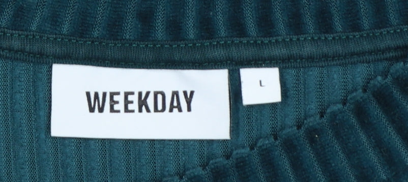 Weekday Women Green L Cropped Velvet Ribbed Long Sleeve Top