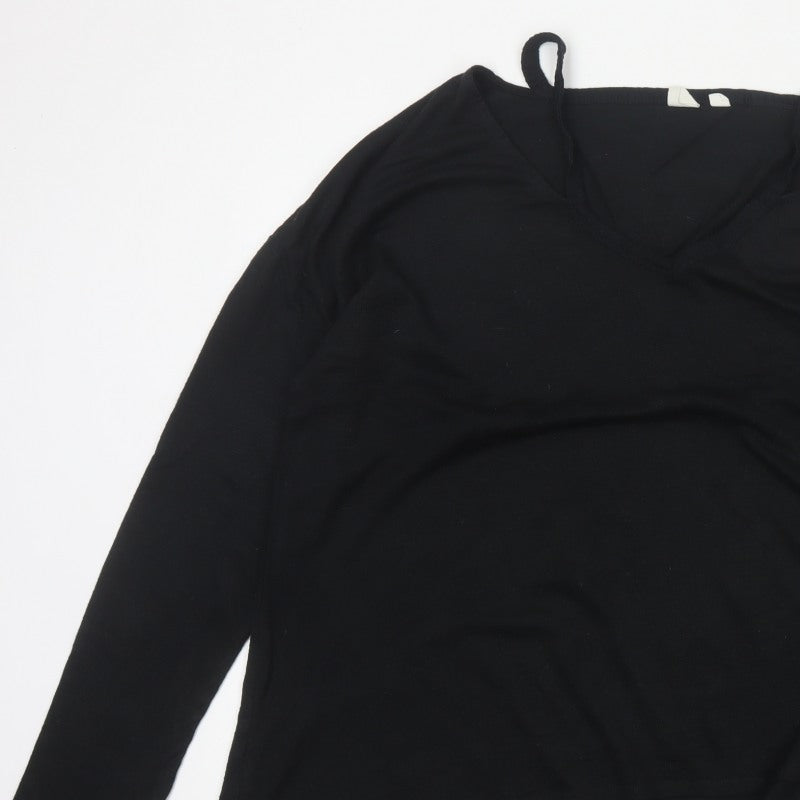 Additional view of GAP Women's Black, size M, V-Neck Long Sleeve jumper