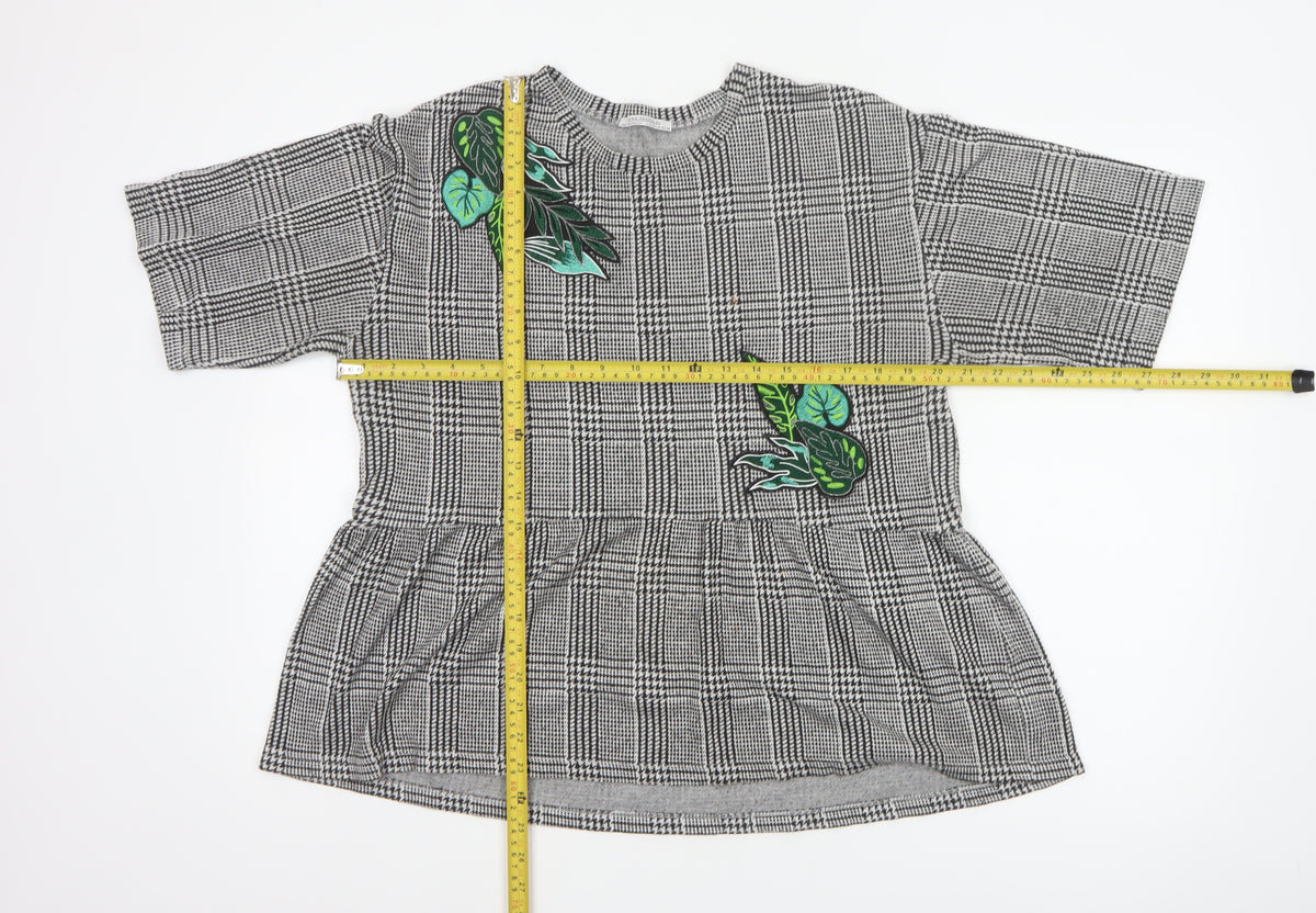 Close-up detail of Zara Trafaluc Women Grey Check Embroidered Tunic Blouse, size M