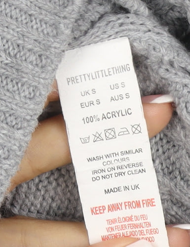 PrettyLittleThing Women’s Grey S Cable Knit V-Neck Cropped Jumper