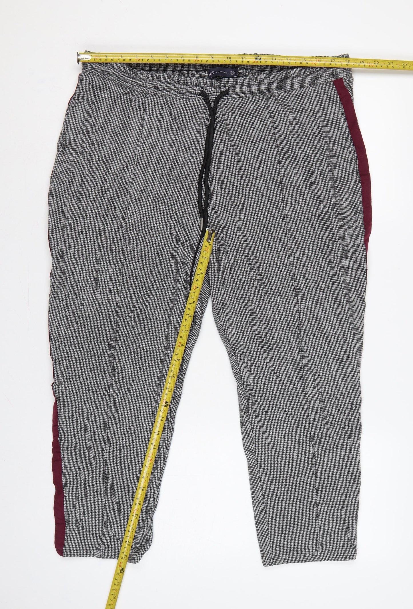 Marks & Spencer Women’s Multicoloured Check Jogger Trousers UK 18 Short