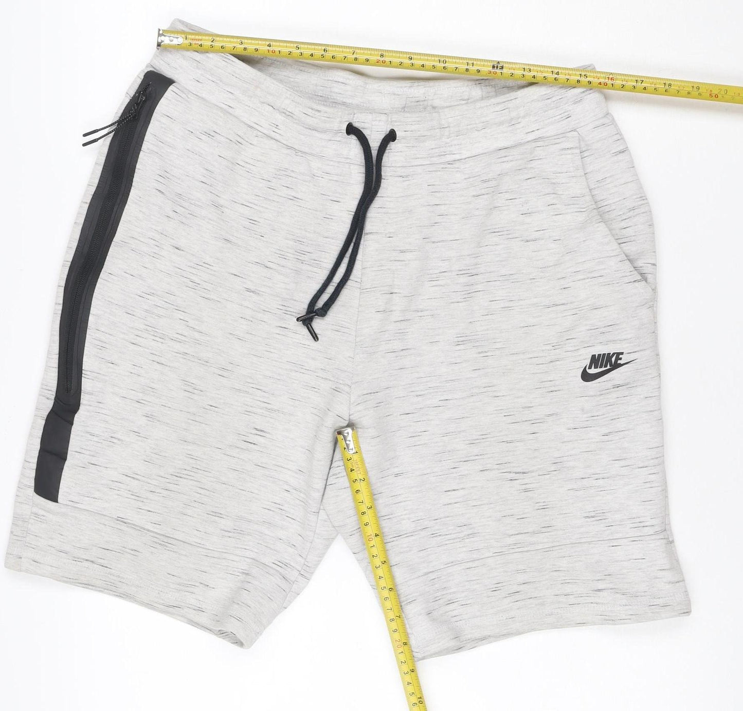 Nike Women’s Grey Marl Sweat Shorts Size L Drawstring Zip Pocket
