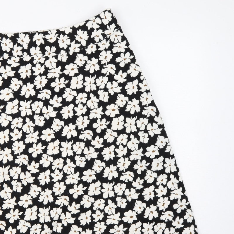 Cotswold Collections Women Black Floral A-Line Knee Length Skirt UK 16