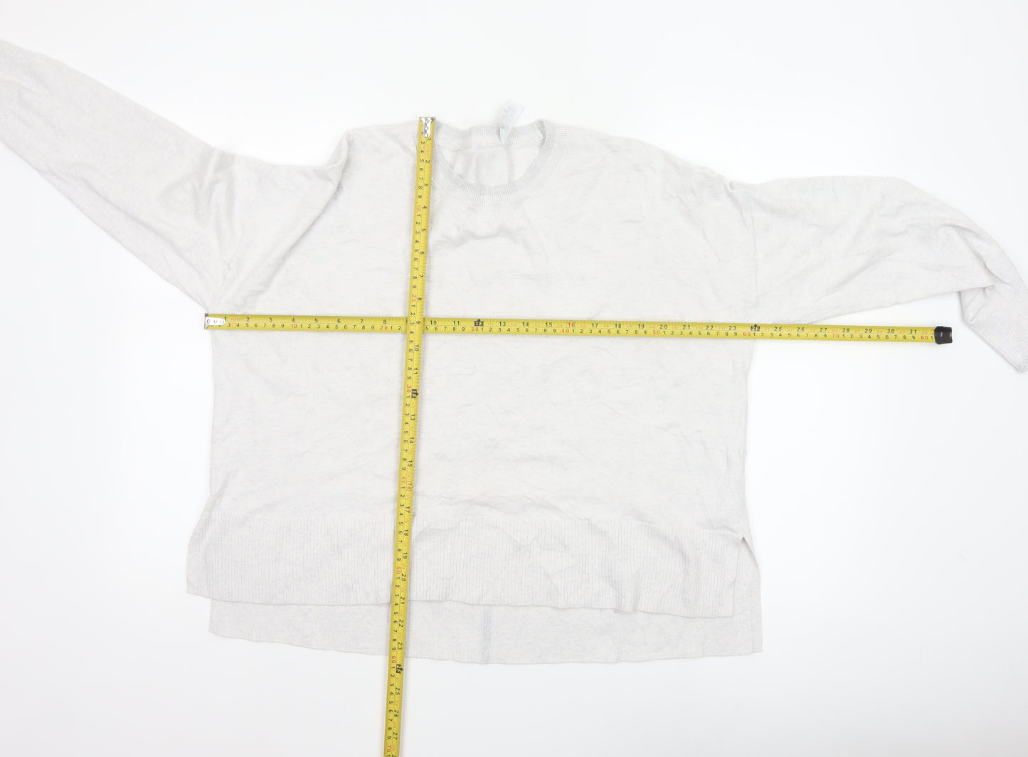 White Label Women’s Silver L Fine Knit Crew Neck Glitter Jumper