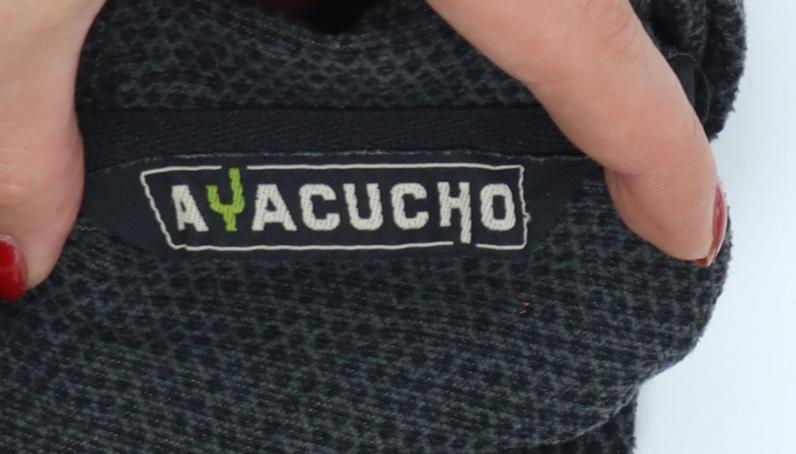 Avacucho Women’s Grey M Hooded Button Pullover Tunic Hoodie