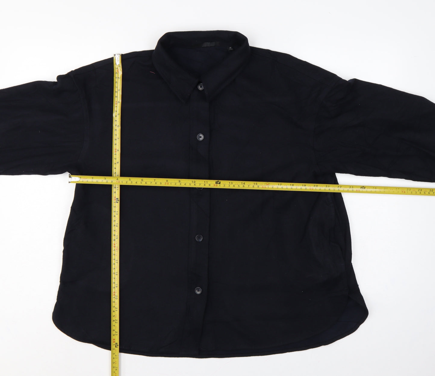 UNIQLO Women’s Black XS Basic Collared Long Sleeve Button-Up Shirt