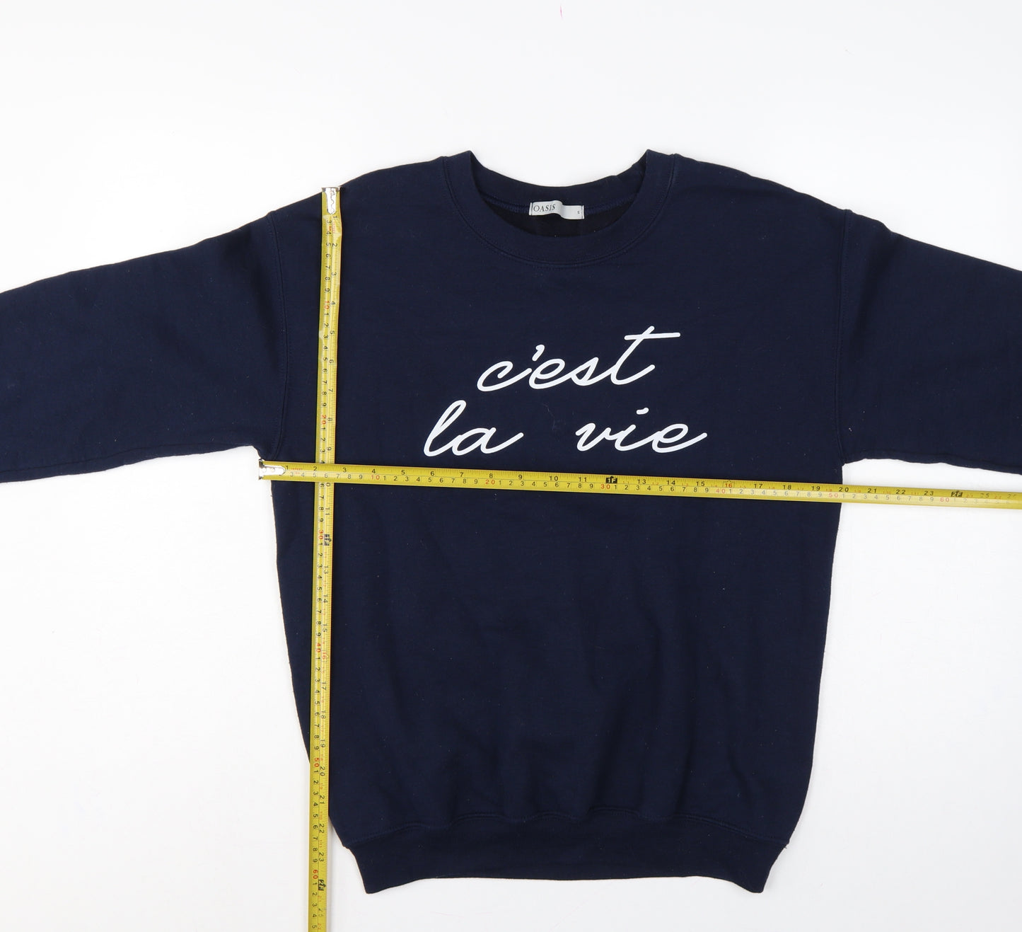 Oasis Women’s Blue S C’est La Vie Graphic Pullover Sweatshirt