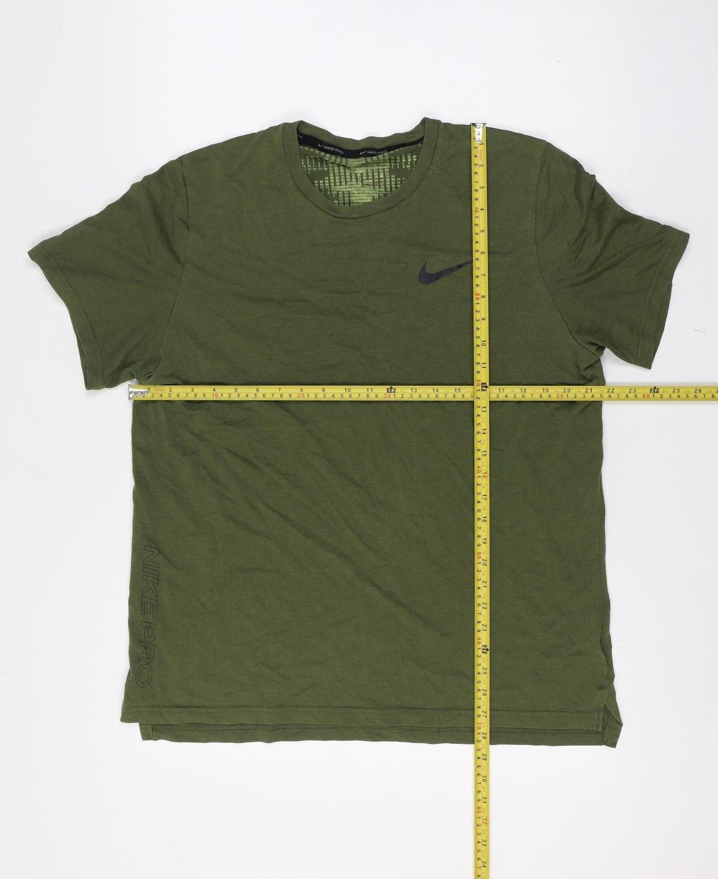 Nike Men’s Green L Nike Pro Logo Graphic Athletic T-Shirt Crew Neck