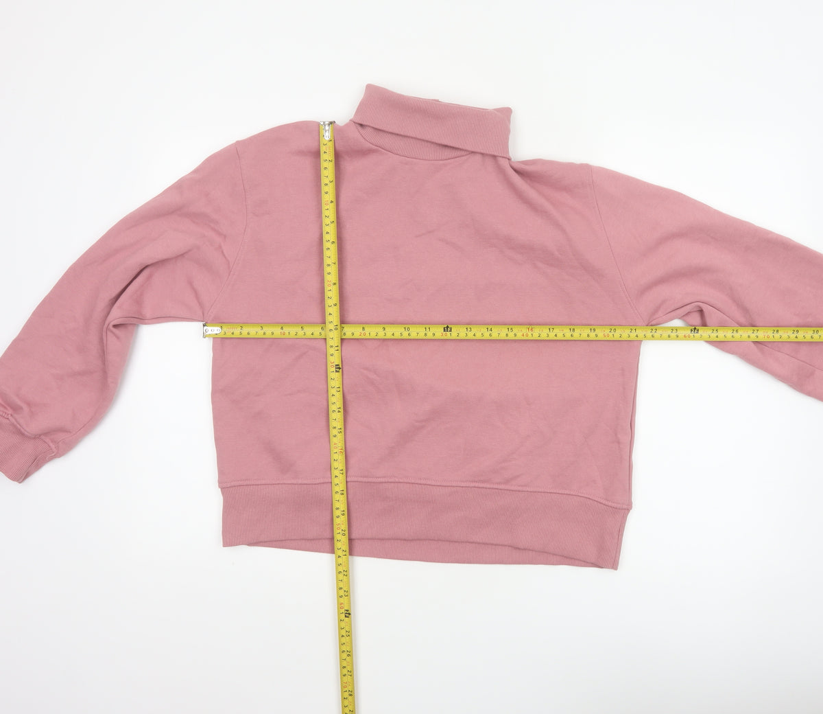 Close-up detail of Zara Women Pink M Roll Neck Raglan Sleeve Pullover Sweatshirt