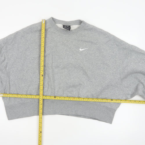 Nike Women’s Grey M Logo Crew Neck Pullover Sweatshirt Fleece