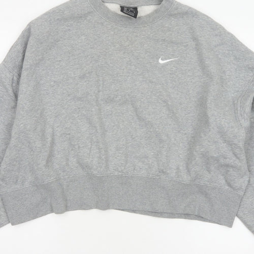 Nike Women’s Grey M Logo Crew Neck Pullover Sweatshirt Fleece