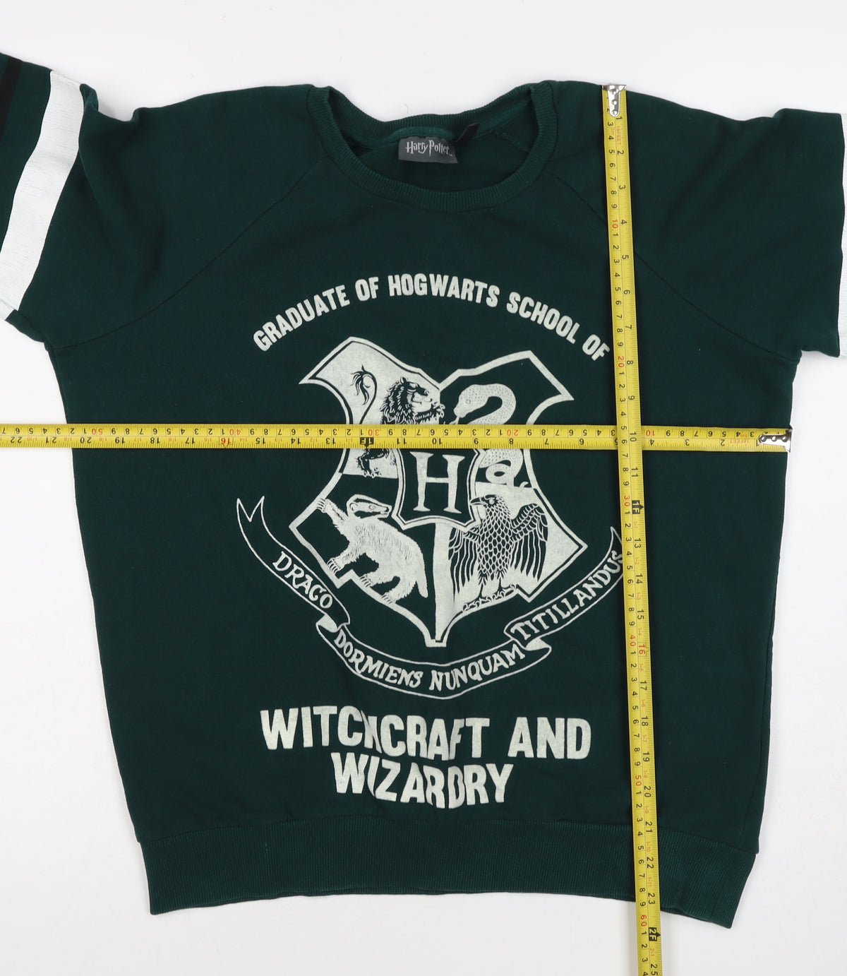 Harry Potter Women’s Green M Pullover Sweatshirt Hogwarts Graphic